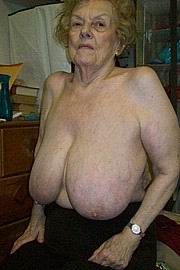 granny-big-boobs150.jpg
