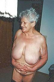 granny-big-boobs478.jpg